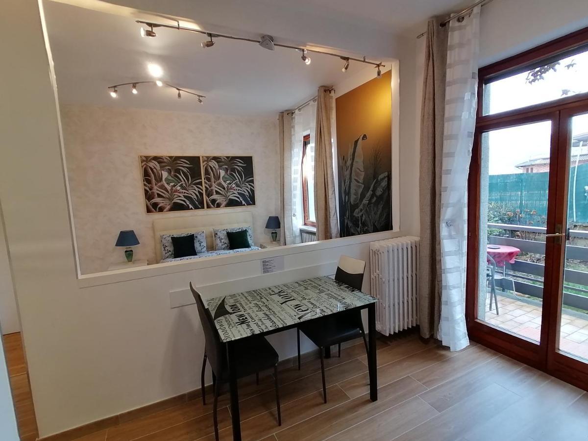 B&B In Riva Al Lago อาวิยานา ภายนอก รูปภาพ