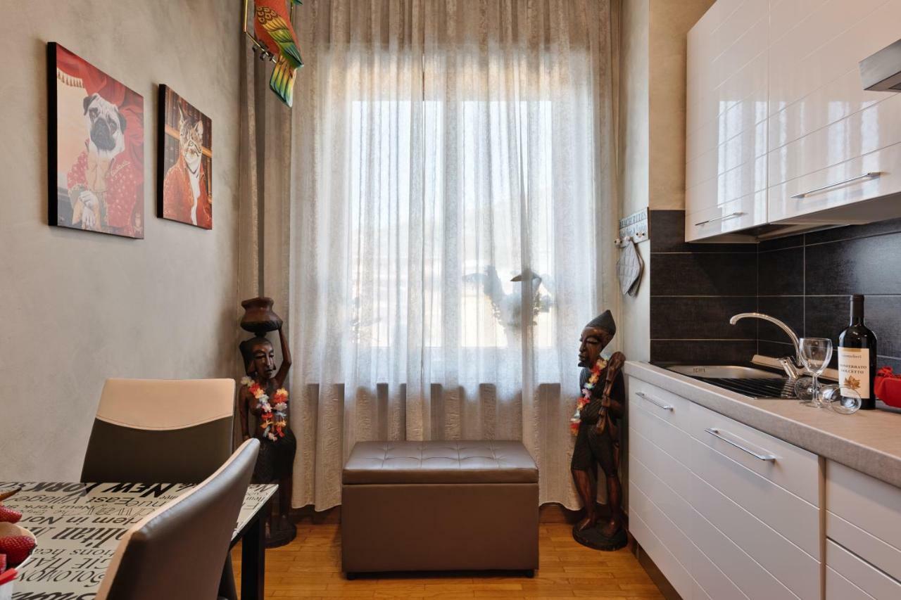 B&B In Riva Al Lago อาวิยานา ภายนอก รูปภาพ