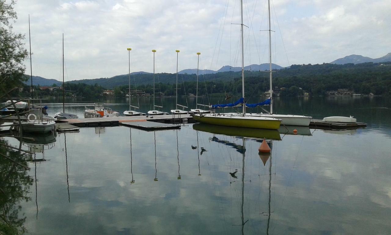 B&B In Riva Al Lago อาวิยานา ภายนอก รูปภาพ